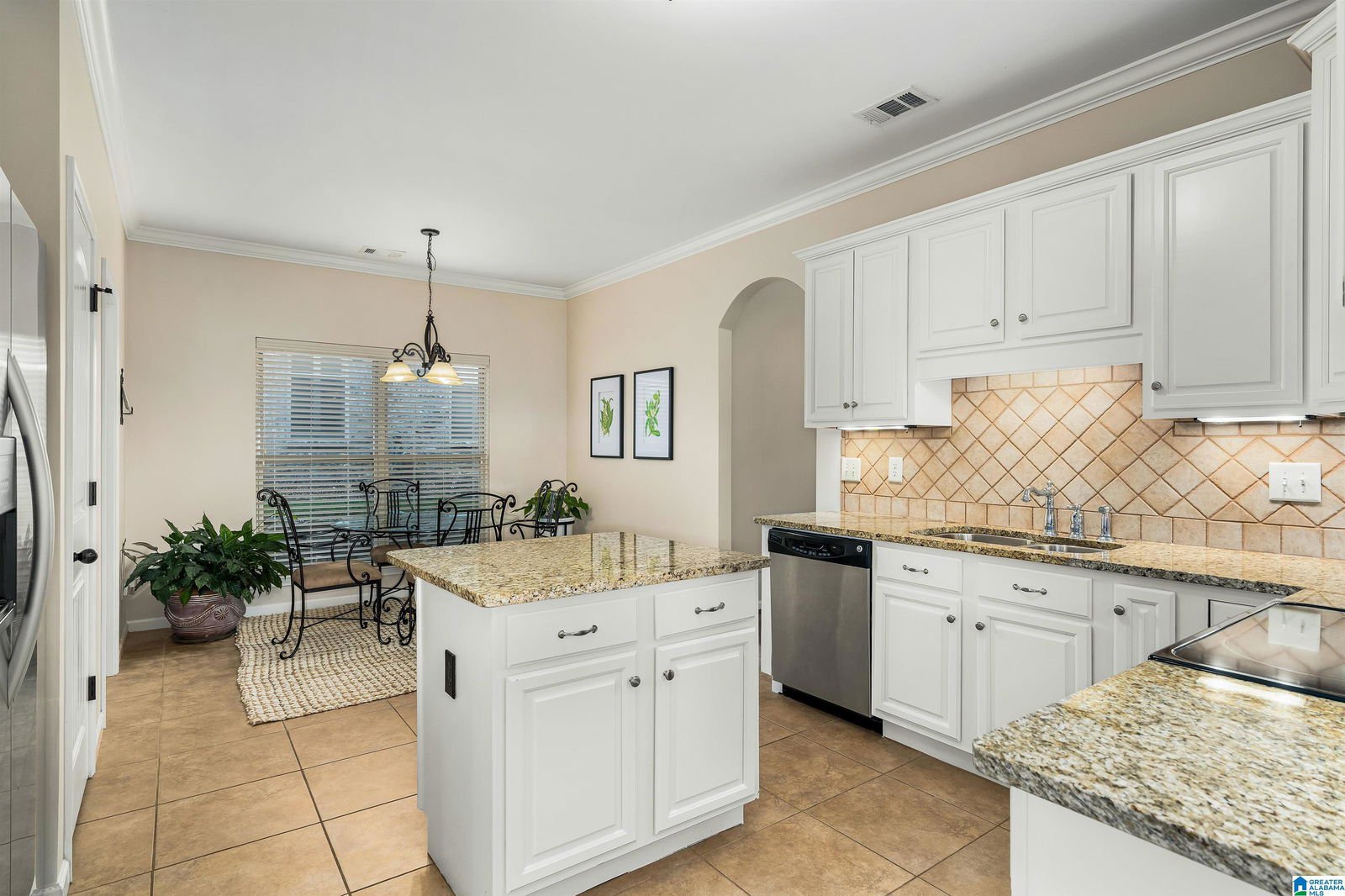 6000 Mountain View Trace, Trussville, 35173