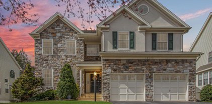 25409 Chicama Dr, Chantilly