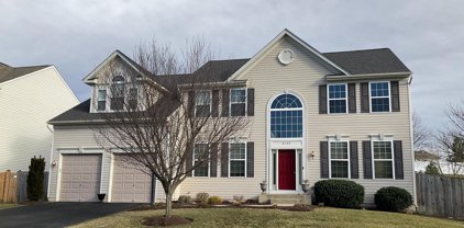 8789 Ellis Mill Dr, Gainesville