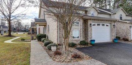 1153 Sleepy Oak Lane, Forest