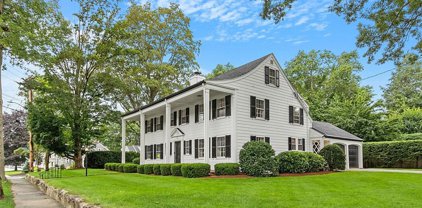 106 Elm St, Andover