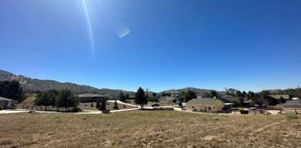 Needles  Court, Tehachapi