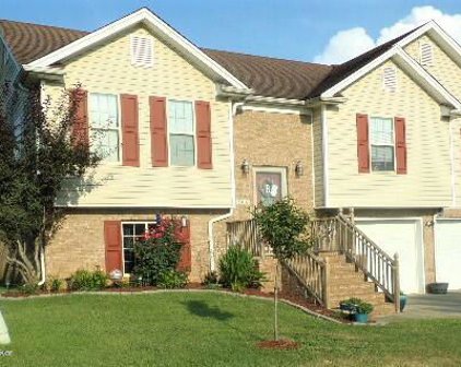 5016 Black Falcon Way, Shelbyville
