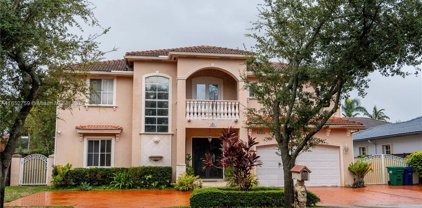 16533 Nw 77th Path, Miami Lakes