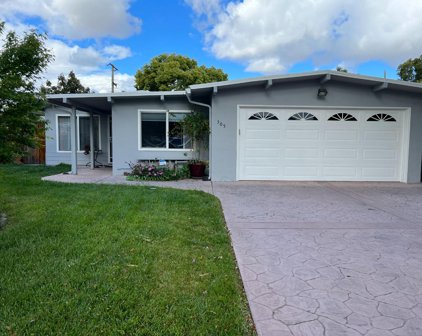 305 Roswell Drive, Milpitas
