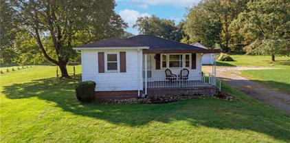 2910 Old Route 422 E, Clearfield Twp