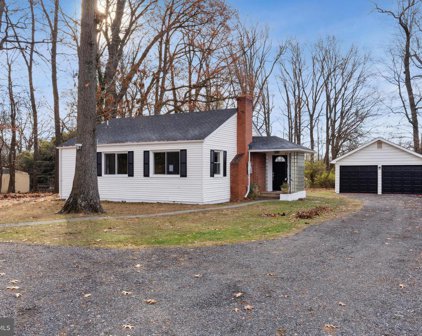 108 Old Bonifant Rd, Silver Spring