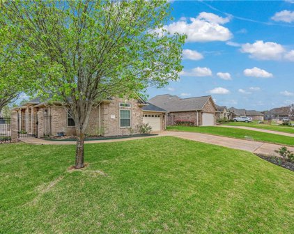 408 Rock Springs, College Station