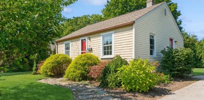 67 Hancock Drive, North Kingstown