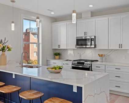 52 West Emerson Unit 6, Melrose