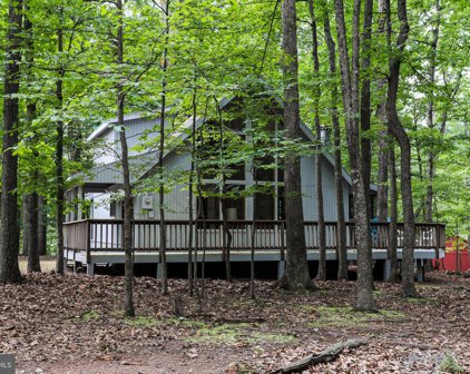 975 Tuckahoe Trl, Hedgesville