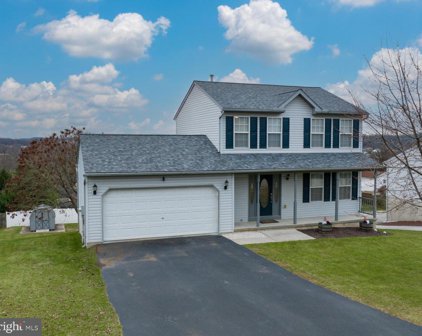 311 Kormit Dr, Red Lion