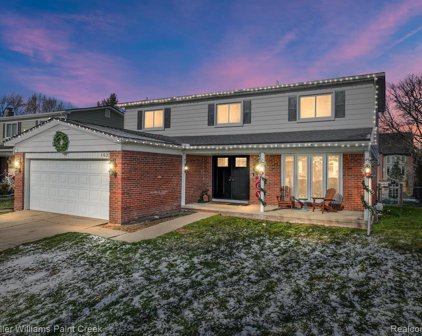 1623 WOODGATE, Troy