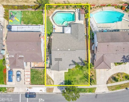 1555 Mariposa Drive, Corona