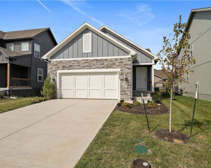 8805 SW 9th Terrace, Blue Springs