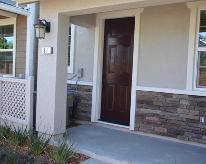 81 Braxton Terrace, Campbell