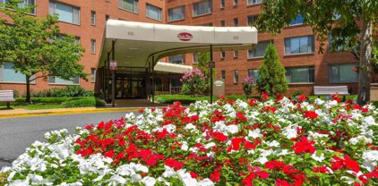 1111 Arlington Blvd Unit #407, Arlington