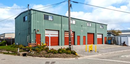 207 Harvard AVE, Half Moon Bay