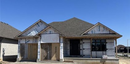 14 ELLIOT Street, Strathroy