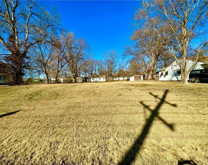 1350 PAWNEE Street, Leavenworth