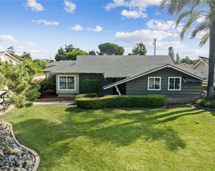 1040 E Comstock Avenue, Glendora
