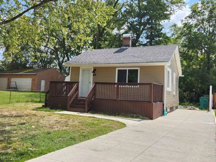 60 Birch Avenue, Northfield