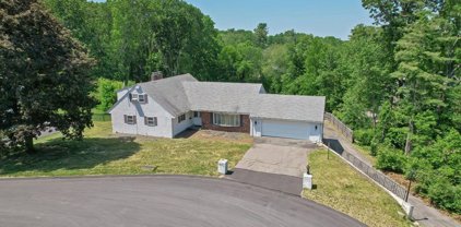 28 Pauline Drive, Natick