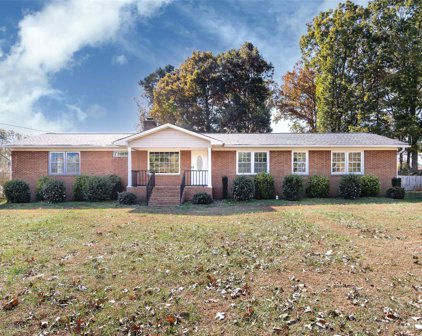 501 Sunnybrook  Drive, Monroe