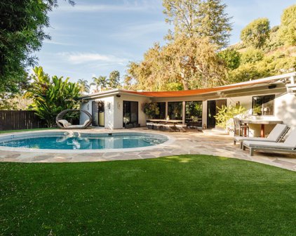 2767  La Cuesta Dr, Los Angeles