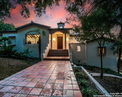 7 Penny Ln, San Antonio