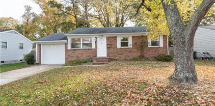 718 Leonard Lane, Newport News Midtown East