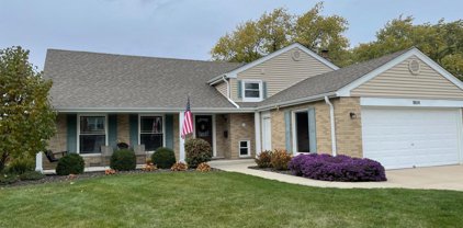 1804 S Surrey Ridge Drive, Arlington Heights