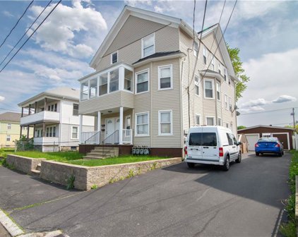 131 Pullen  Avenue, Pawtucket