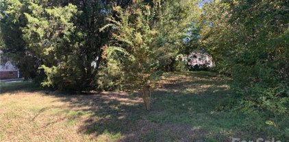 Melrose Sw Drive, Concord