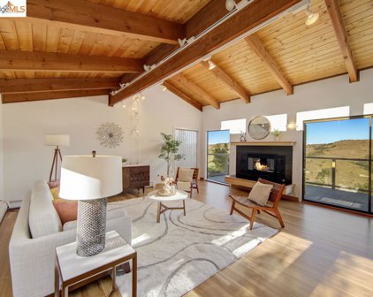 910 Leneve Pl, El Cerrito