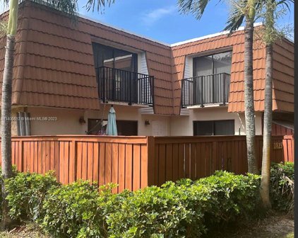 2825 Waterford Dr N Unit #2825, Deerfield Beach