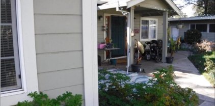 2158 W Pueblo Avenue Unit A & B, Napa