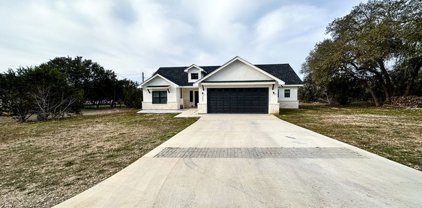 200 Fawn Dr, Bandera