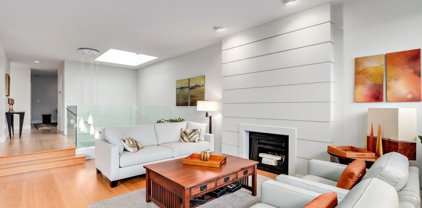 218 W 28th Street, North Vancouver