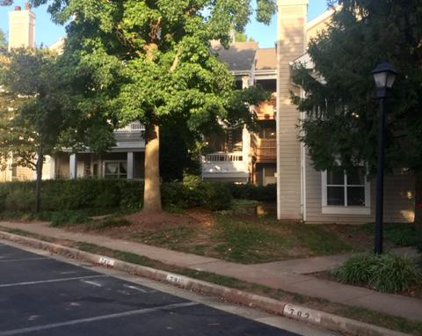 6005 Rosebud Ln Unit #103, Centreville