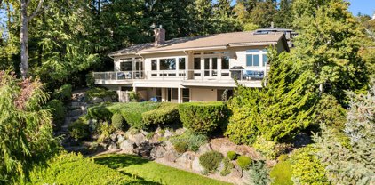 8130 W Mercer Way, Mercer Island