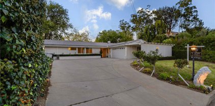5621 Mason Avenue, Woodland Hills