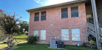 418 Garland Drive Unit 118, Lake Jackson
