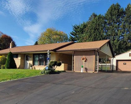 867 Elm St, Reading