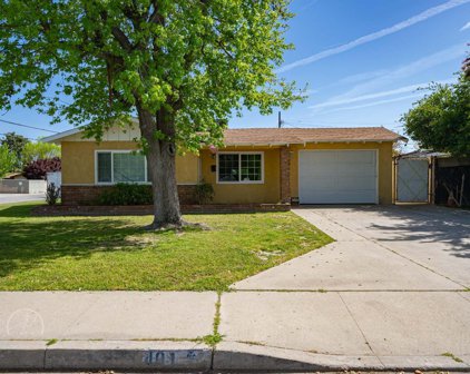 401 W Ash, Shafter