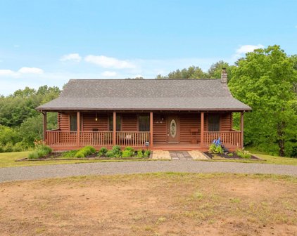 233 Maplewood Drive, Galax