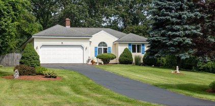 117 Northboro Road, Southborough