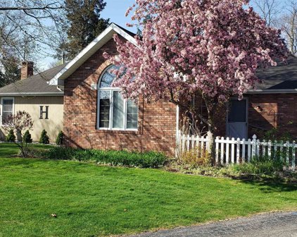 3767 Sandpiper Cove Run, South Bend
