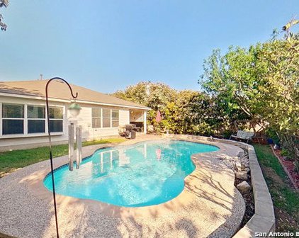 15830 Borwick Ln, Selma