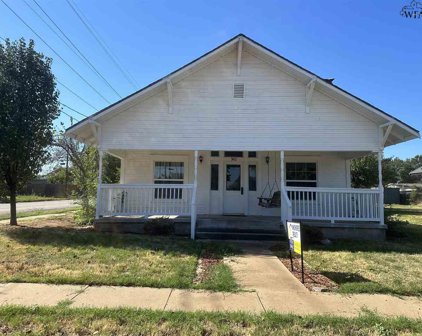 302 W Main Street, Archer City